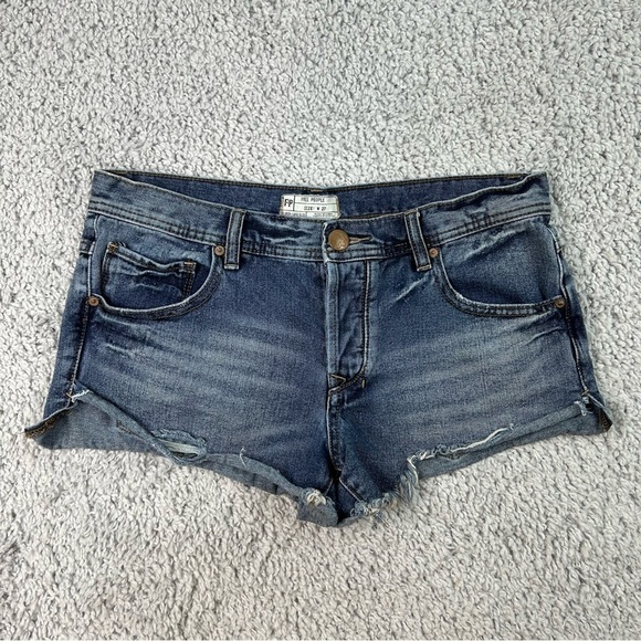 Free People Shorts Womens 27 Button Fly Denim Casual Regular Wash Distressed - Picture 1 of 3